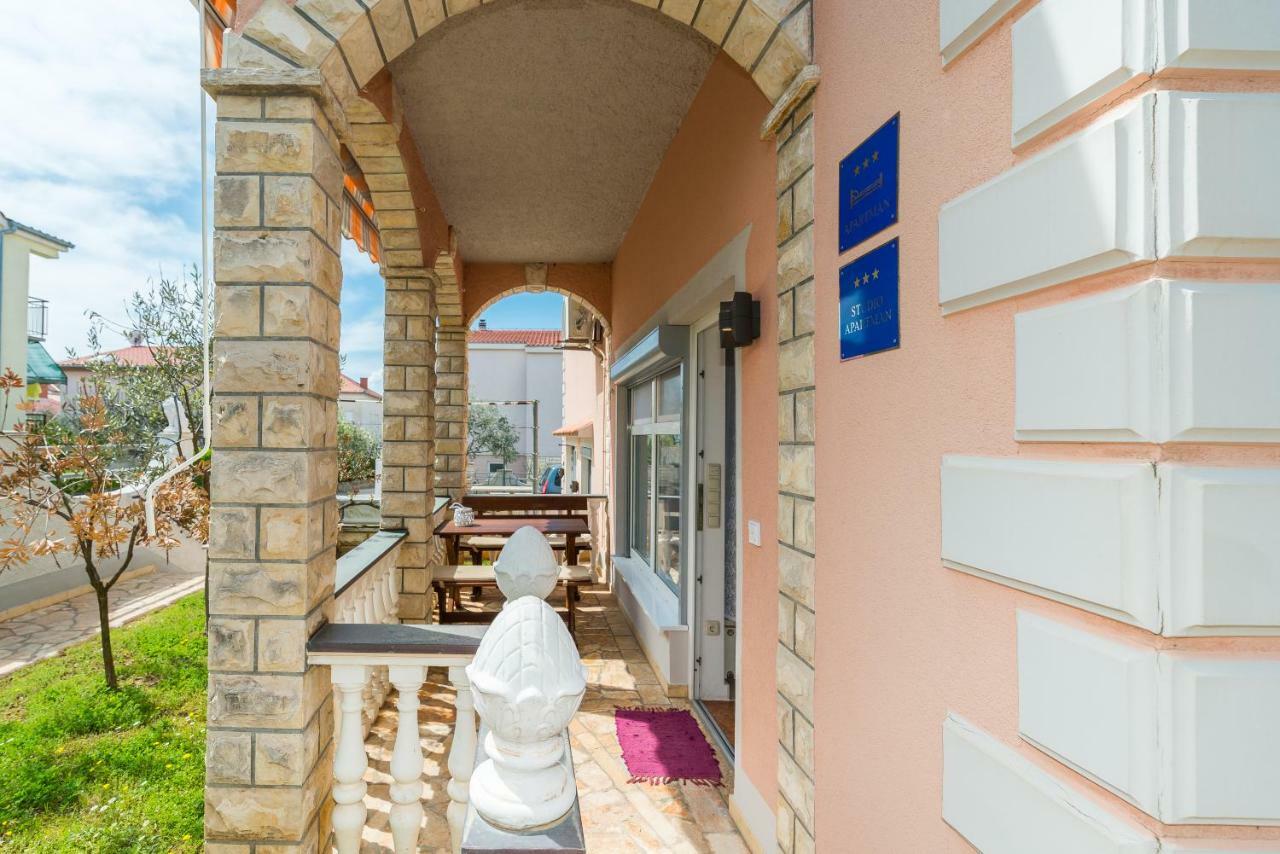 Katy & David Apartments Zadar Exteriör bild